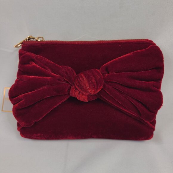Shiraleah Handbags - NWT Shiraleah Crimson Bea Bow Wristlet With Velvet & Gold Chain